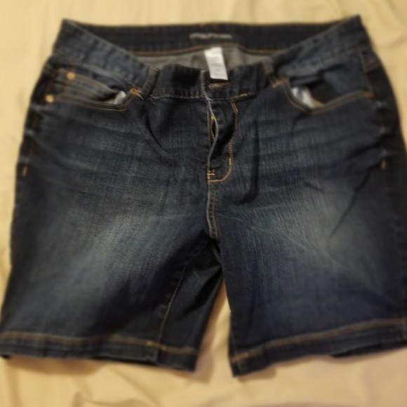 size 20 denim shorts